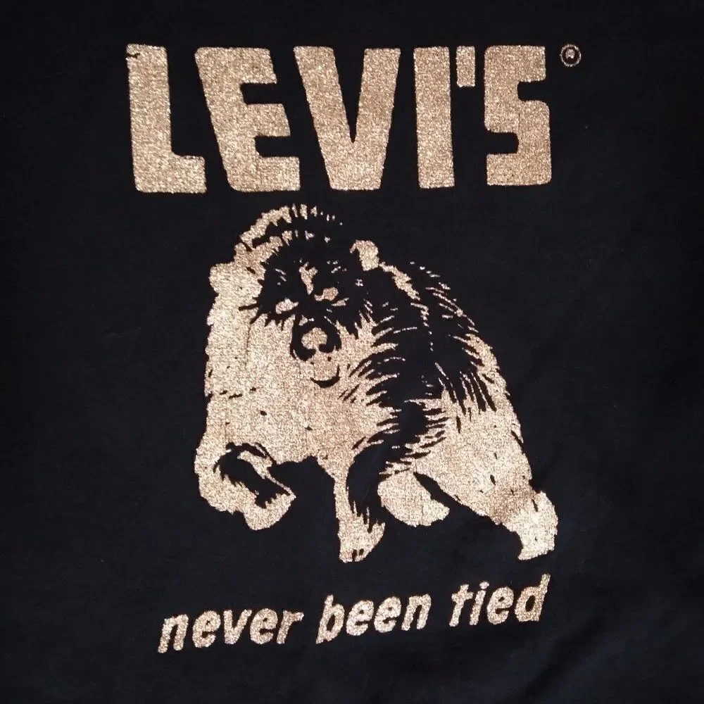 Deadstock Vintage Levi's Red Tab Never Been Tied Graphic T-Shirt